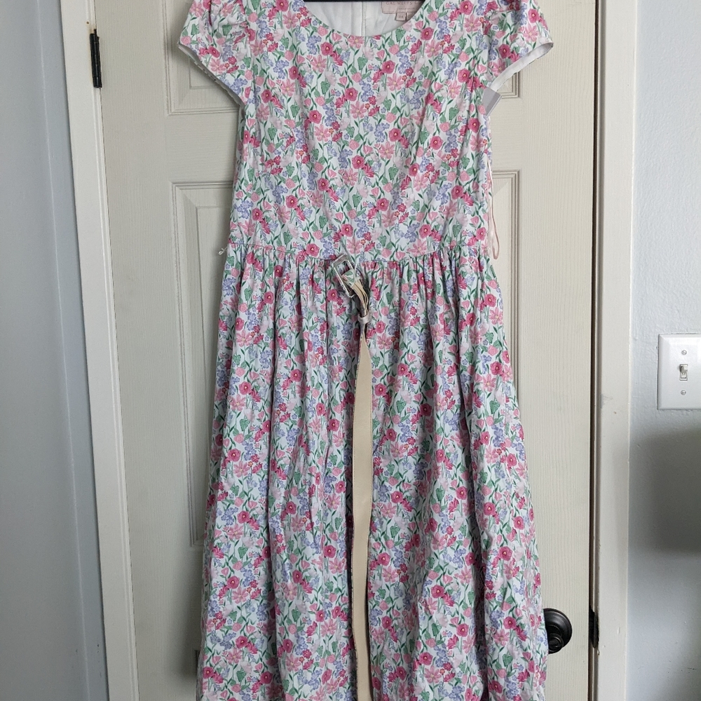 Gal meets glam charlotte